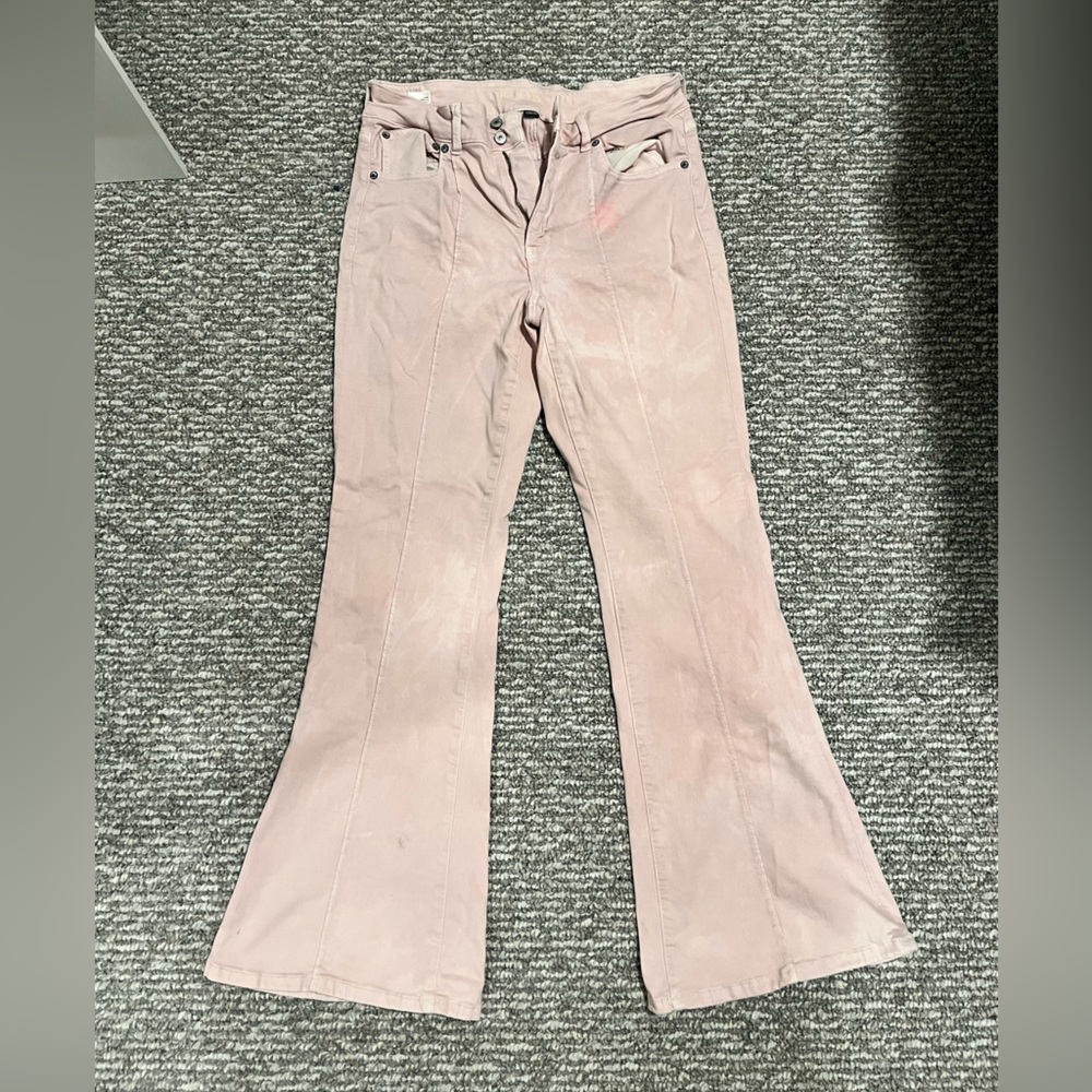 Light pink American eagle jeans